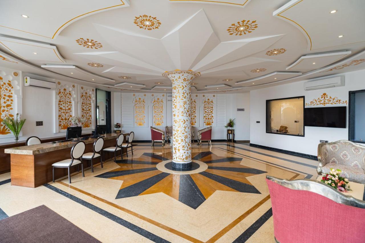 Traavista Aravali Mahal Hotel Udaipur Exterior foto
