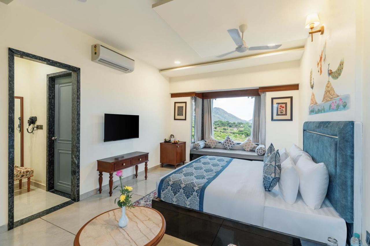Traavista Aravali Mahal Hotel Udaipur Exterior foto