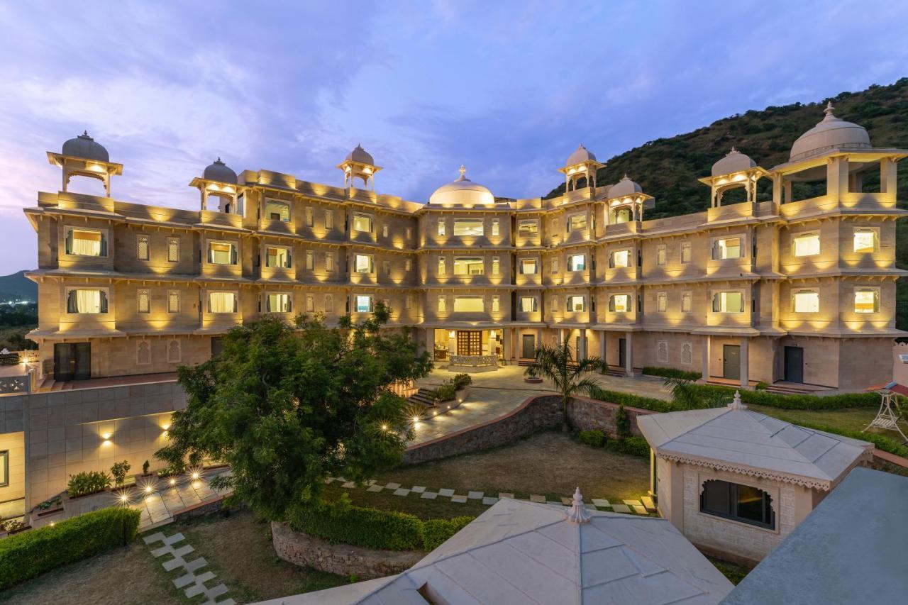 Traavista Aravali Mahal Hotel Udaipur Exterior foto